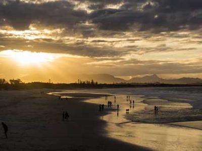 The Best Book Covers of 2025: The Semifinals